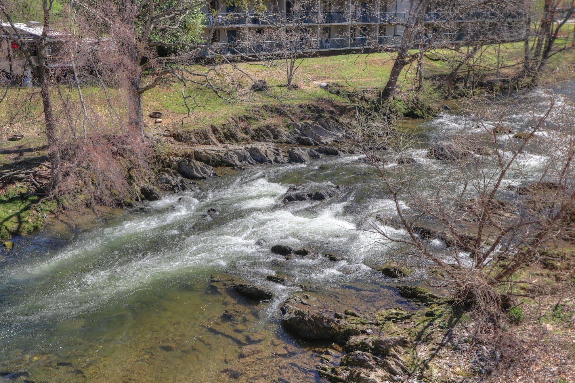Creekstone Inn Pigeon Forge Exterior foto
